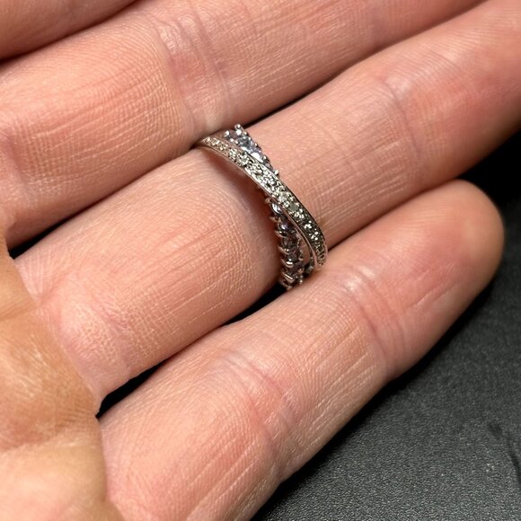 VTG Solid Sterling Silver 925 Cubic Zirconia Overlapping 3.25mm Band Ring Size 7 - Picture 5 of 11